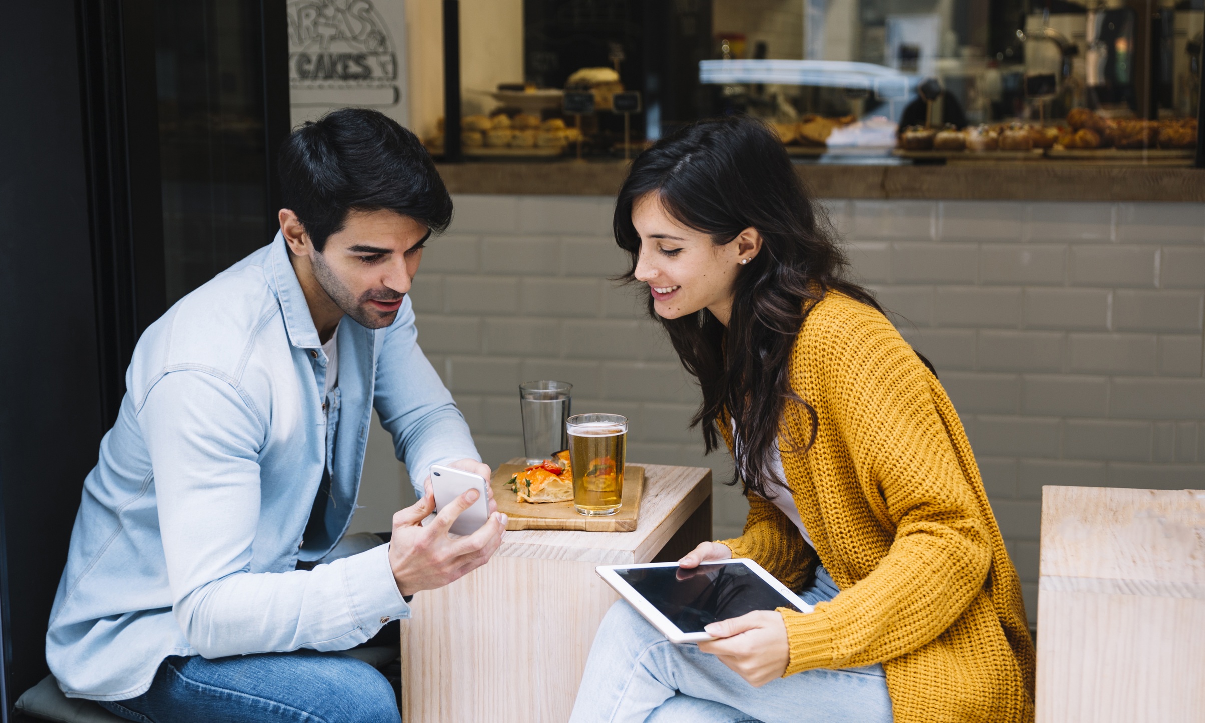 Healthy Boundaries in Open Relationships for Indian Professionals